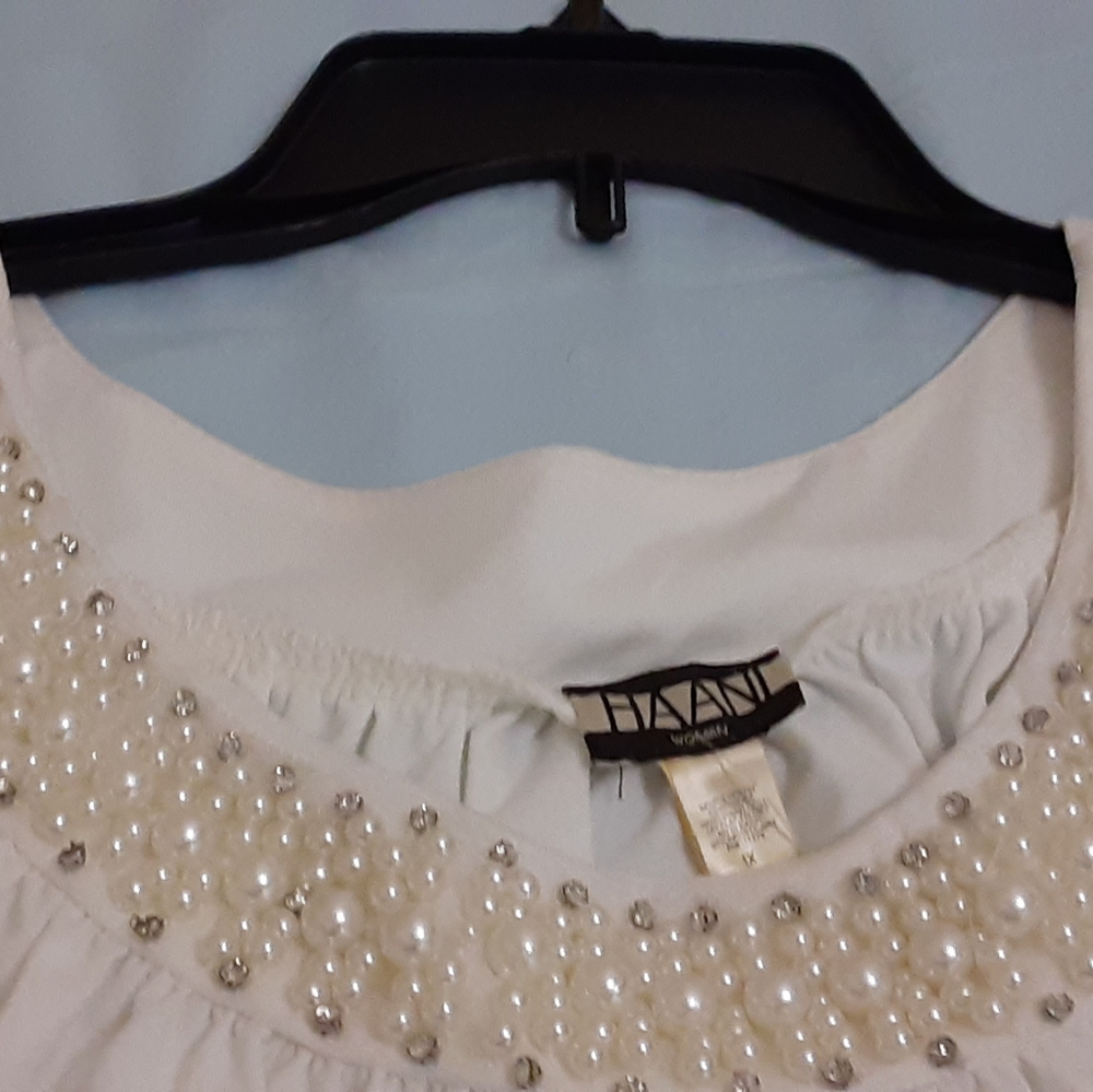 Dresses - Picture 3 of 4
